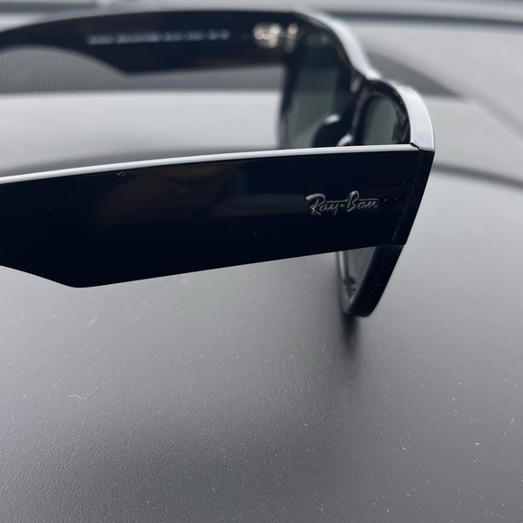 Ray-Ban Black Sunglasses - Picture 7 of 13